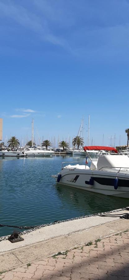 Les Iles D'Or Au Port De Hyeres Grand Studio Climatise Exterior foto